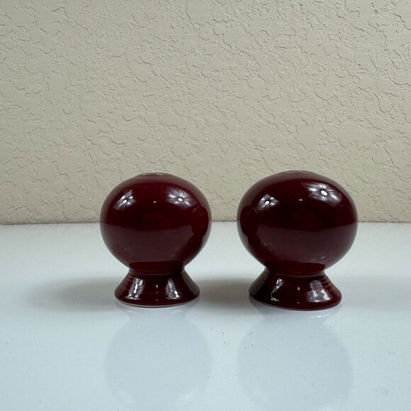 Fiesta Ball Salt Pepper Shaker Set Cinnabar Maroon Retired Fiestaware Dinnerware - Picture 1 of 6